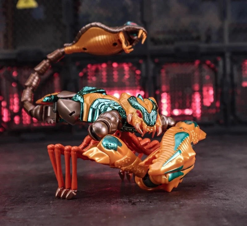 TransArtToys BWM-13 Predacon | Quickstrike