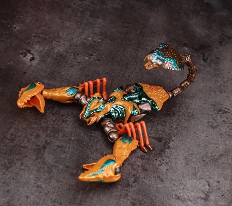 TransArtToys BWM-13 Predacon | Quickstrike