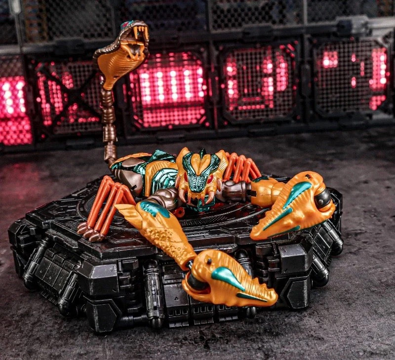 TransArtToys BWM-13 Predacon | Quickstrike