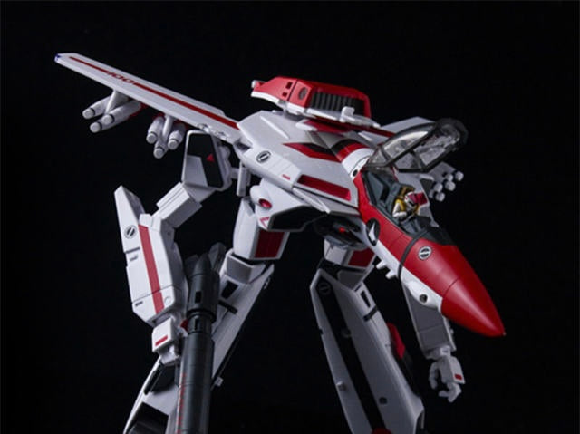 Fugu Model FG-01 Macross VF1S God of Flame w/ Fast Pack Armor Deluxe Ver.