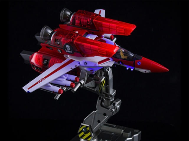 Fugu Model FG-01 Macross VF1S God of Flame w/ Fast Pack Armor Deluxe Ver.