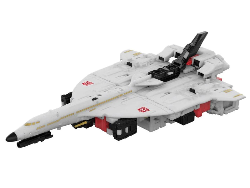 Transformers: Age of the Primes Commander Class Aerialbot Silverbolt Action Figure