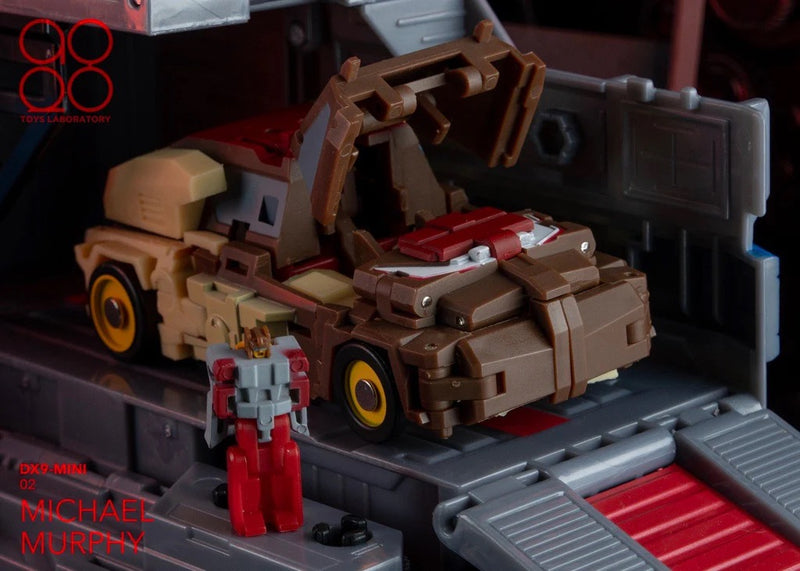 DX9 Mini-02 Michael Murphy Headmasters | Chromedome | Legend Scale