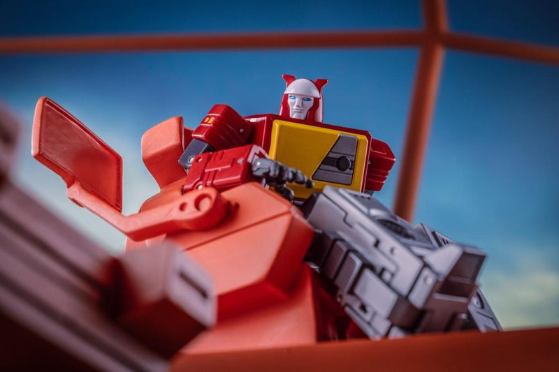 NewAge Toys H62 Louie | Blaster w/ Ramhorn & Rewind | Legend Scale