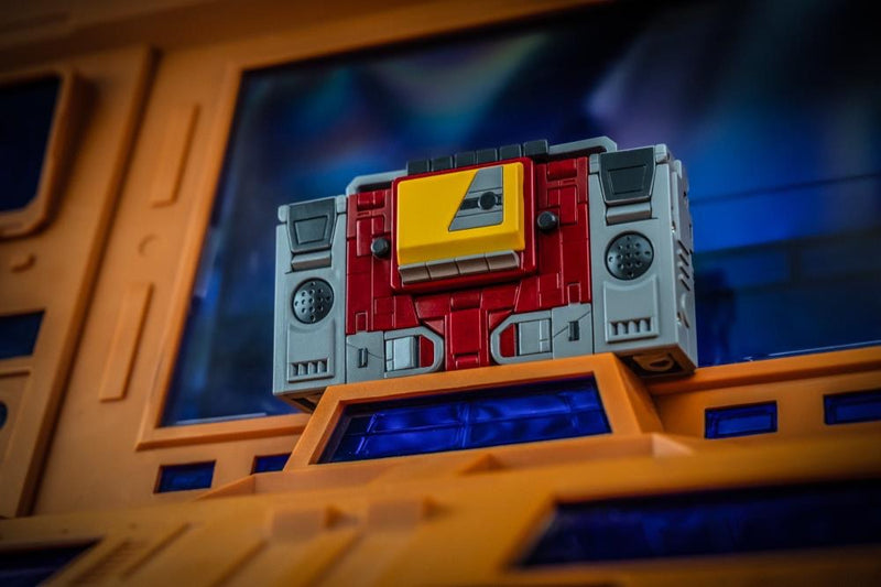 NewAge Toys H62 Louie | Blaster w/ Ramhorn & Rewind | Legend Scale